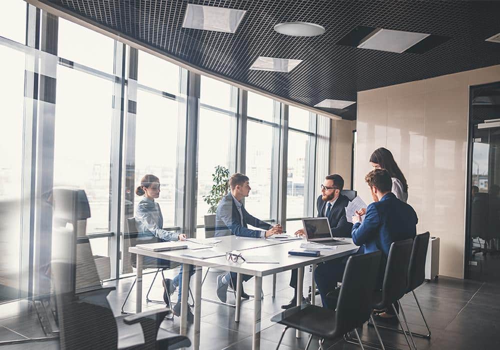 What Are the Best Microphones for Large Conference Rooms?